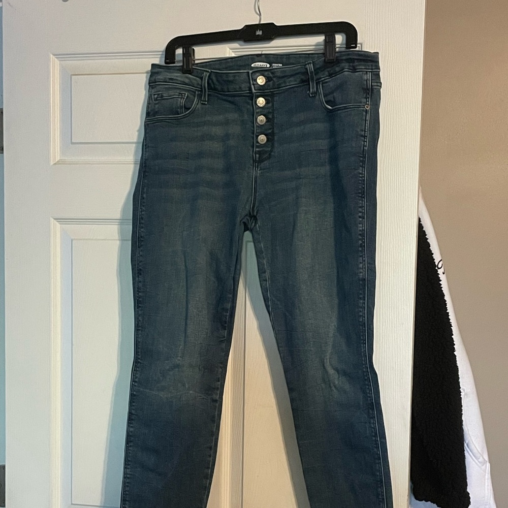 Old Navy Super Skinny